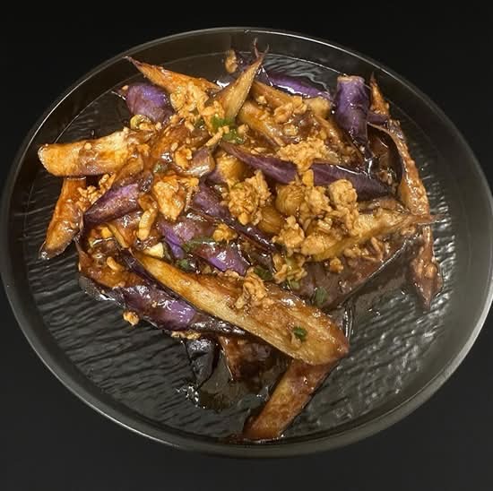Garlic Eggplant with Minced Pork / 肉末茄子